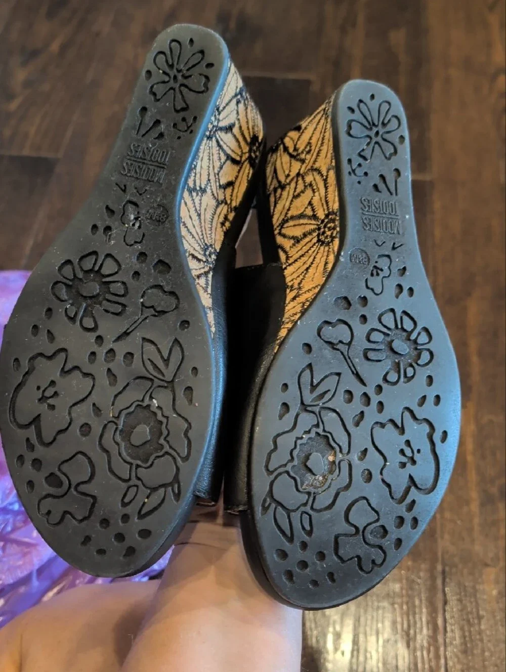 Mootsies Tootsies Black Slingback Wedge Sandals with Patterned Cork